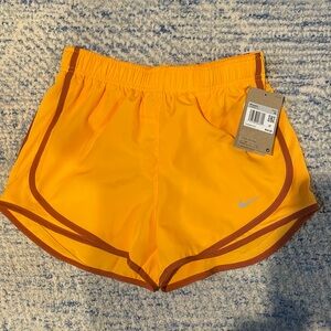 Nike Women’s Tempo Shorts